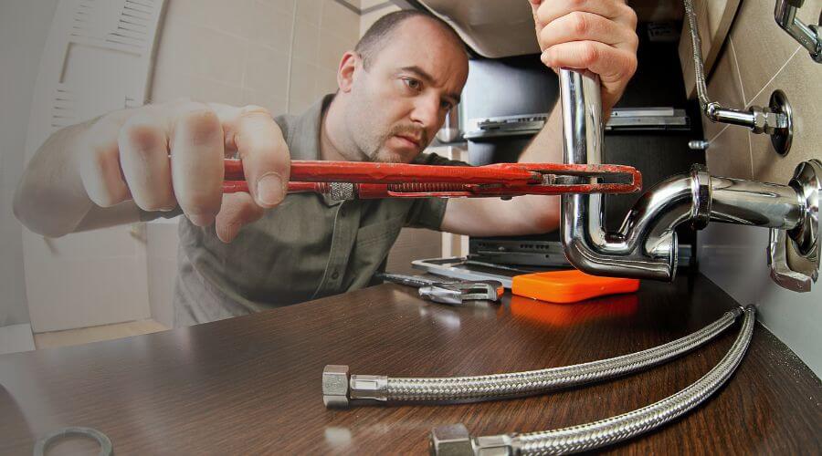 Local expert plumbing services in Dunkirk, IN